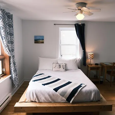 Les Pinsons Des Rives Bed & Breakfast La Malbaie Room photo