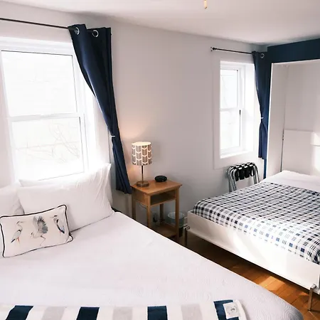 Les Pinsons Des Rives Bed & Breakfast La Malbaie Room photo