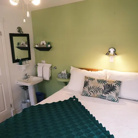 Les Pinsons Des Rives Bed & Breakfast La Malbaie Room photo
