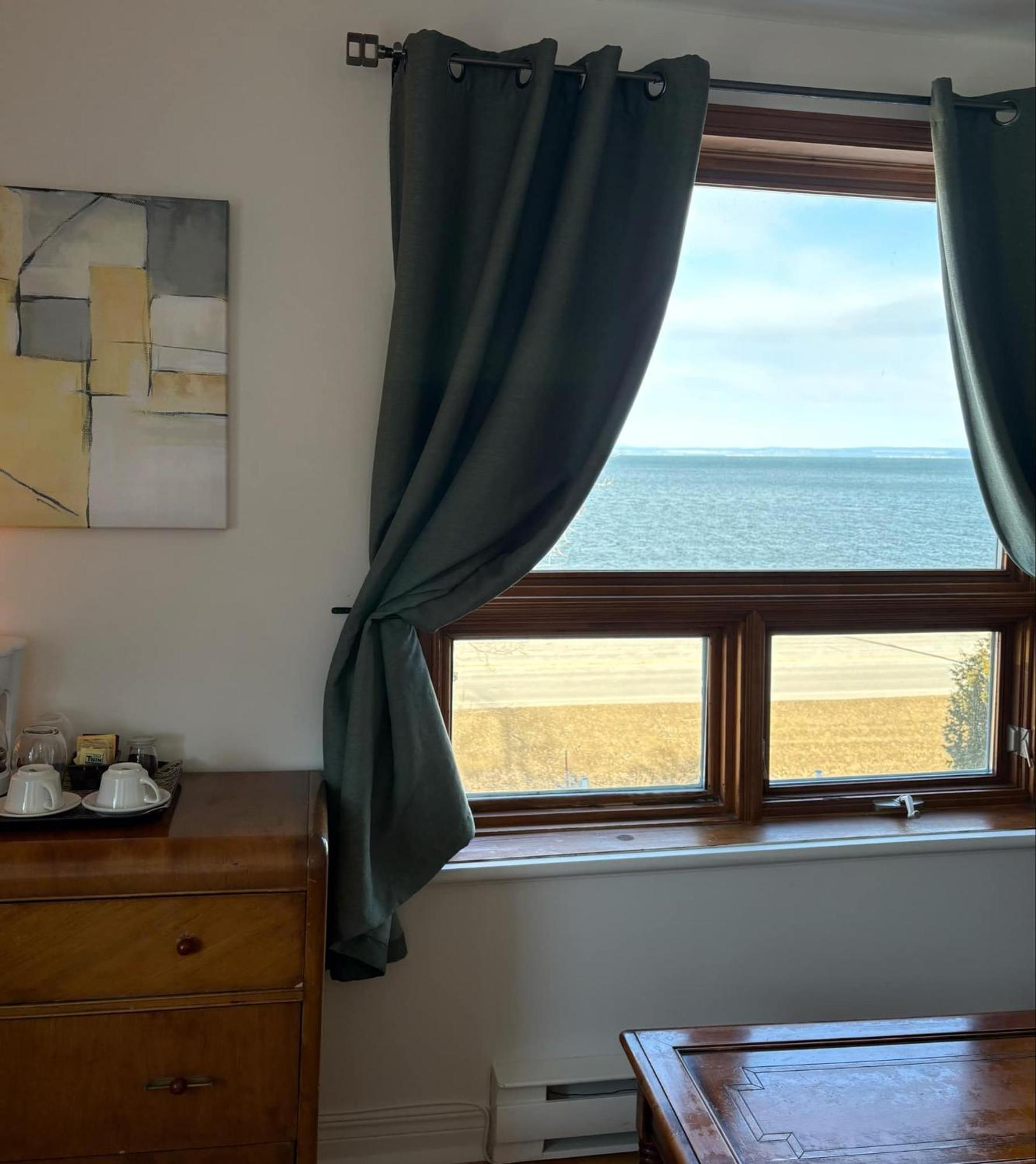 Les Pinsons Des Rives Bed & Breakfast 3*