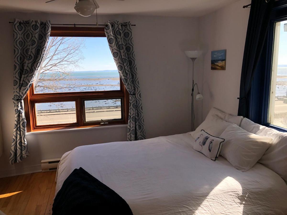 Les Pinsons Des Rives Bed & Breakfast La Malbaie
