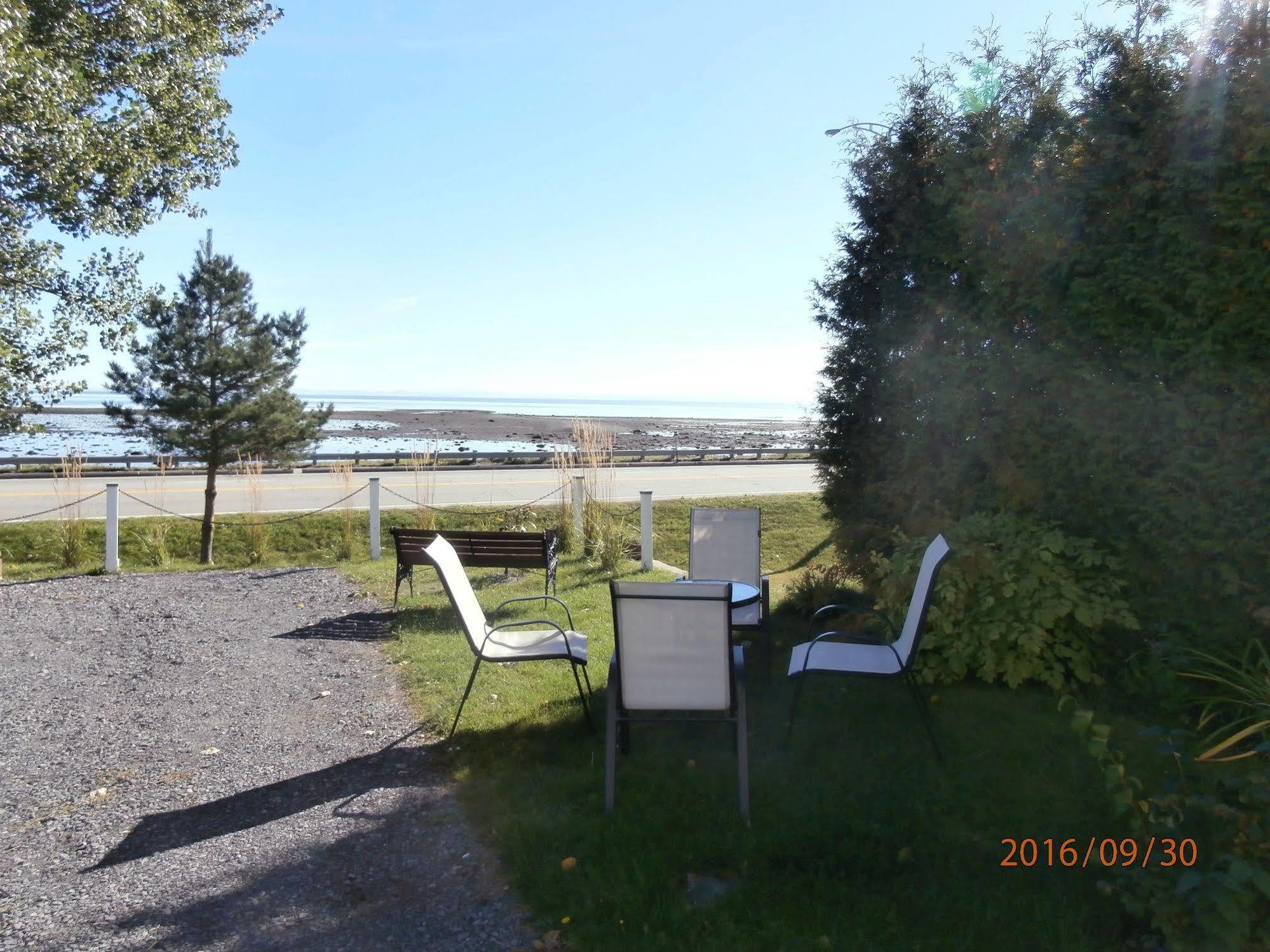 Bed & Breakfast Les Pinsons Des Rives